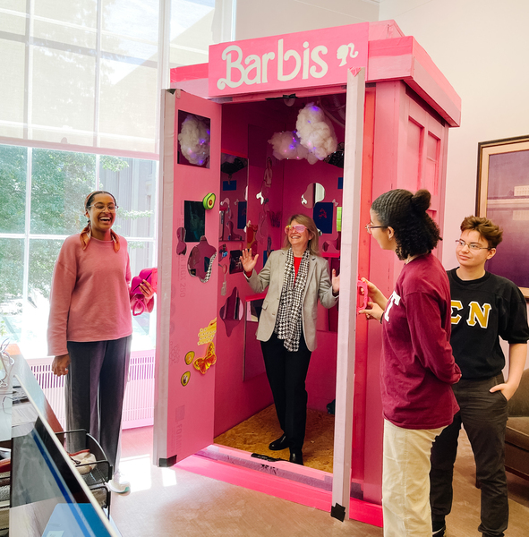 Incoming MIT students surprise President Kornbluth with “Barbis” installation